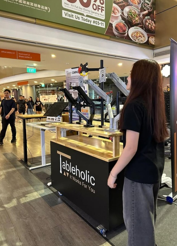 Promoter at a Tableholic retail activation